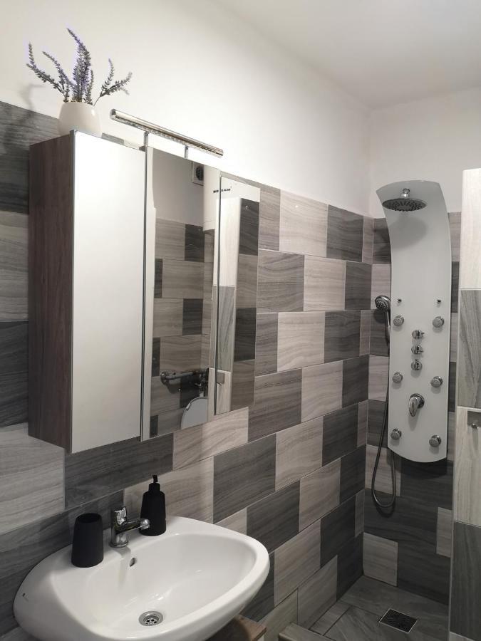 Dorka Apartman Vonyarcvashegy Zewnętrze zdjęcie