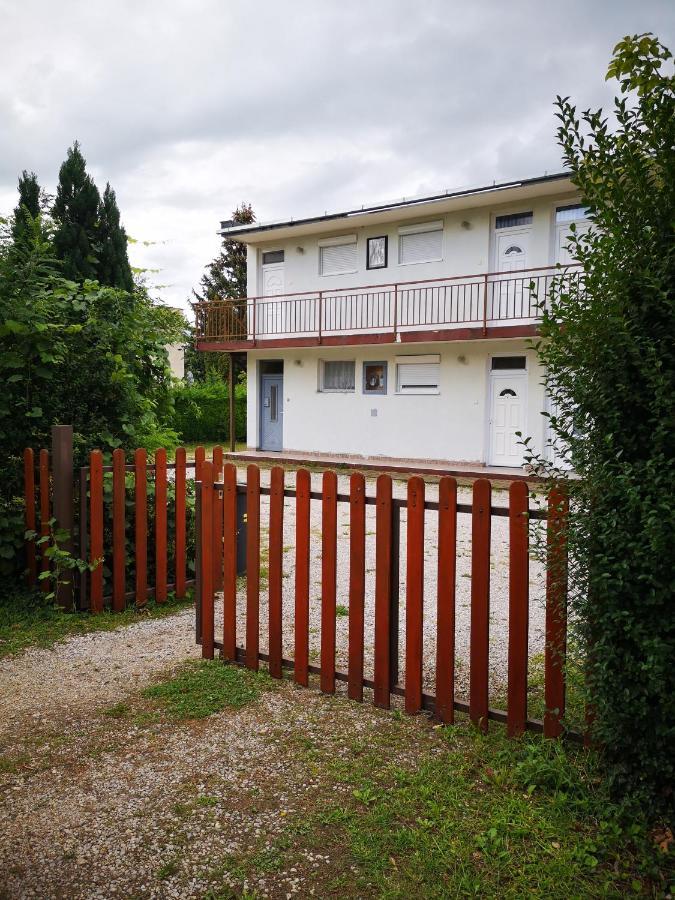 Dorka Apartman Vonyarcvashegy Zewnętrze zdjęcie